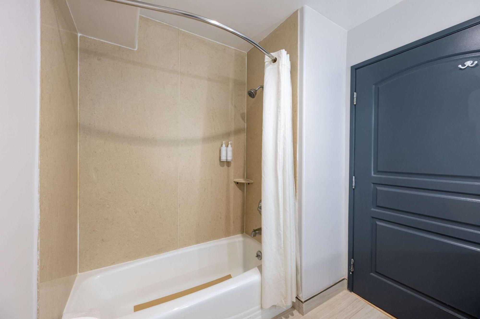 Torrance Inn Lax Airport Area Екстер'єр фото